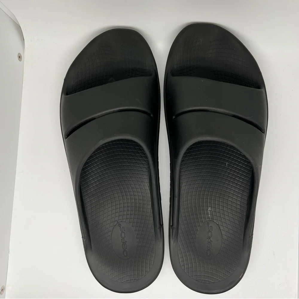 Men’s OOFOS Slides Size 14